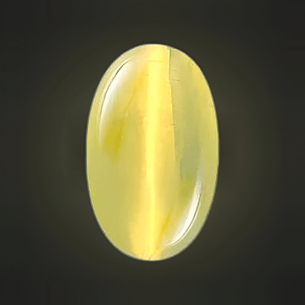 Chrysoberyl cats eye gemstone